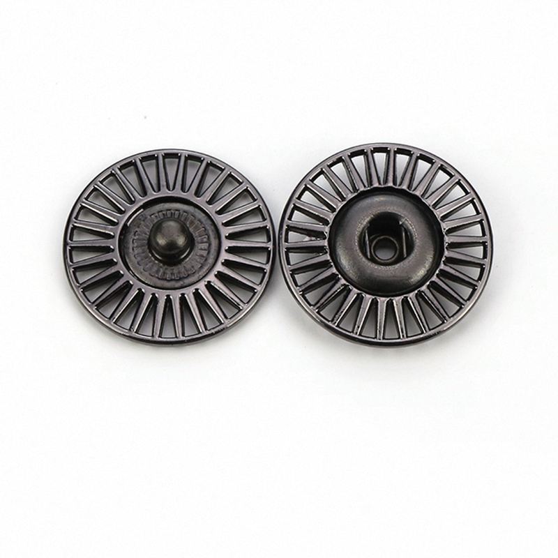 高端金属大衣按扣