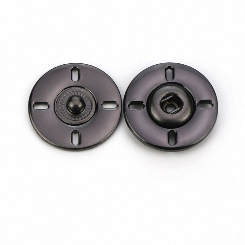 高端金属大衣按扣