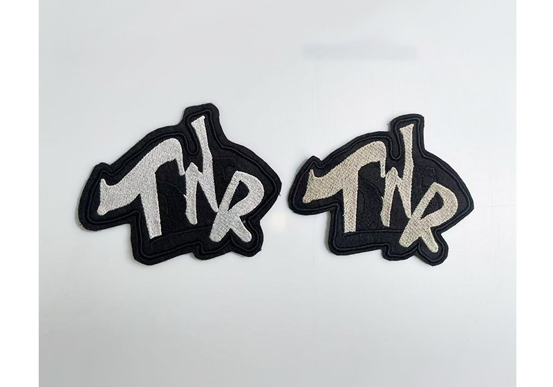 字母平绣绣花图案