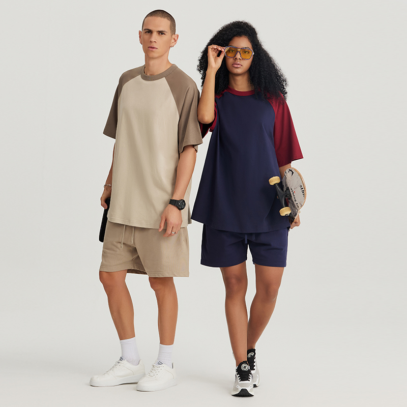 240克成人美式撞色拼色插肩袖T恤